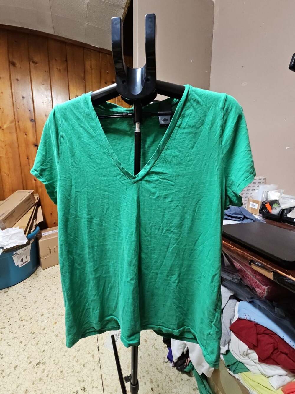(462) V-Neck Tee XXL Green